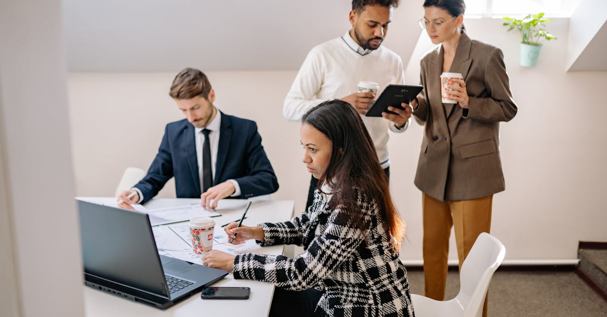 赫兹实名账号：详情下载教程app转流量